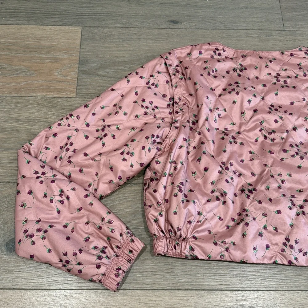 NIKE Rose Whisper Sportswear Icon Clash Woven Quilt Button Up Jacket‎ Size Small